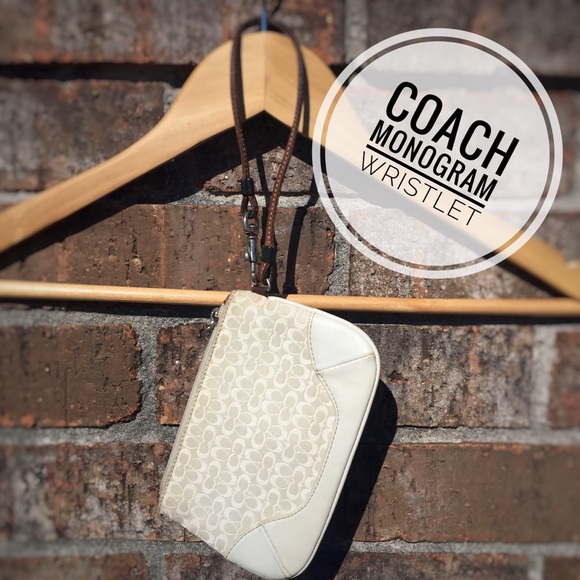 Coach Wristlet - Picture 2 of 7